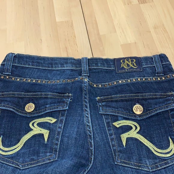 Rock & Republic Stud Embellished Jeans - Picture 5 of 6